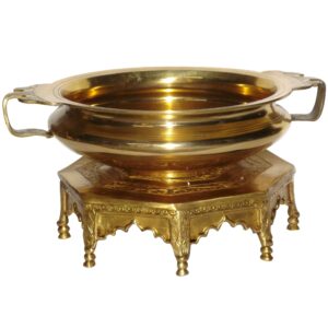 Brass Made Electic & Articraft Hand Made Hurli With Chowki 