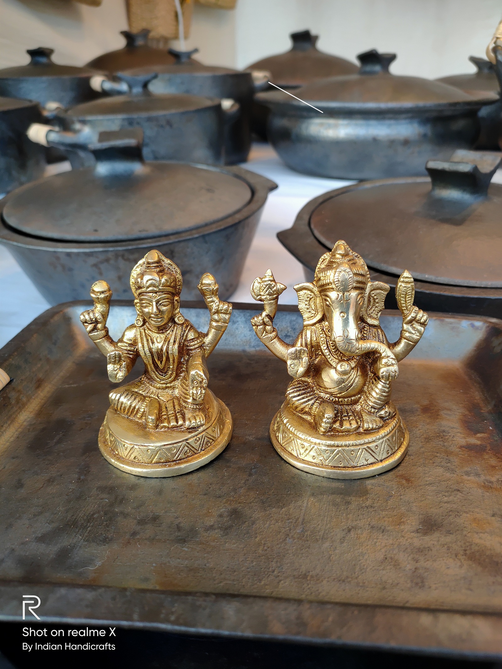 Brass Ganesh Laxmi Set Round Base Small